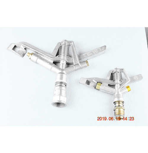 鋅合金搖臂噴頭